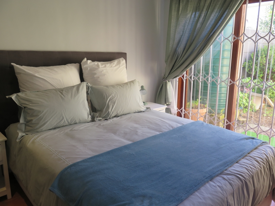 To Let 1 Bedroom Property for Rent in Mowbray Western Cape